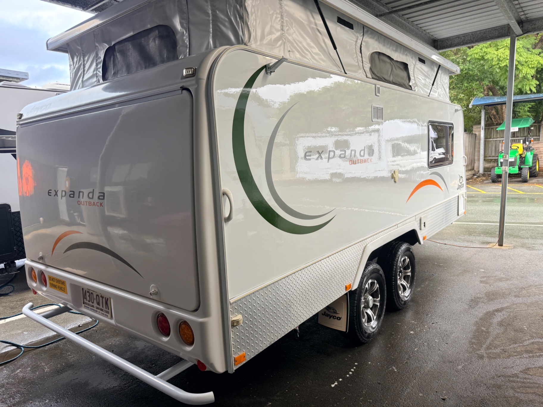 Jayco Expanda Outback — pop-top