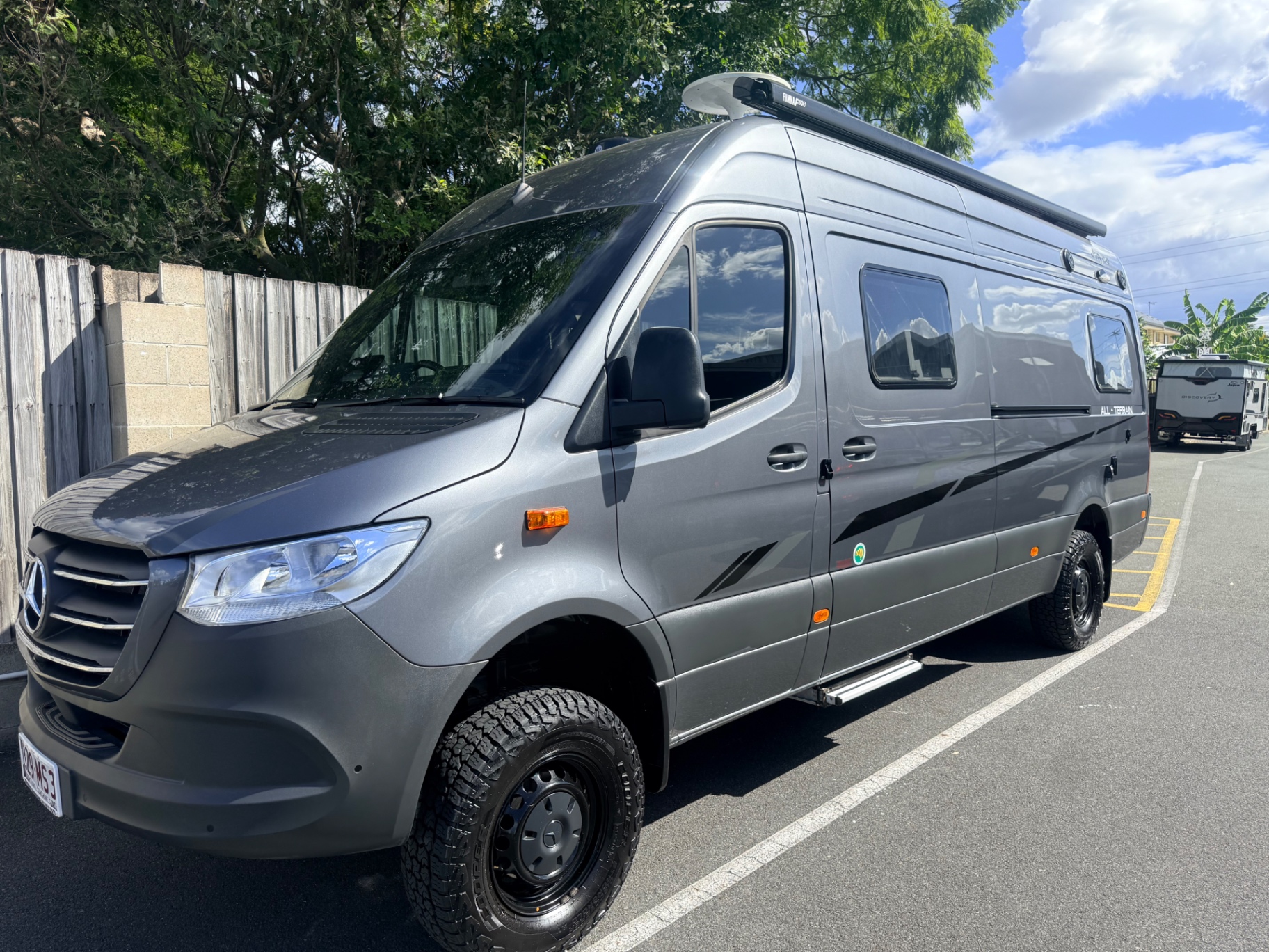 Sprinter — front quarter gloss